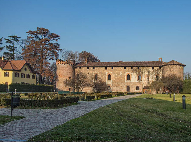Castello di Cassino Scanasio, Italy
